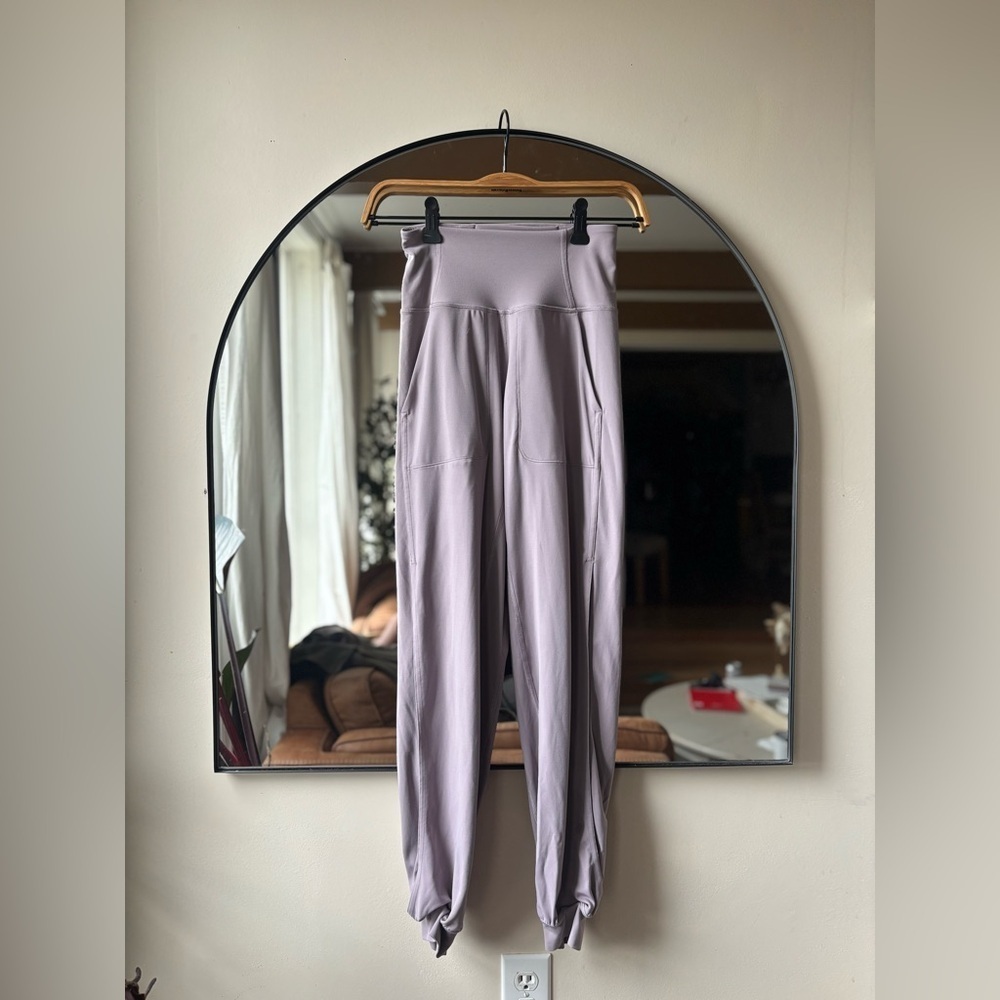 LULULEMON | align high jogger with cool vent | size 2 - Picture 5 of 8